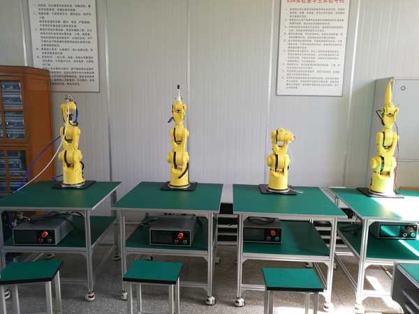 Xuzhou Secondary Vocational School creates a robot laboratory